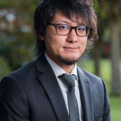 Headshot of Tomoharu Hirota